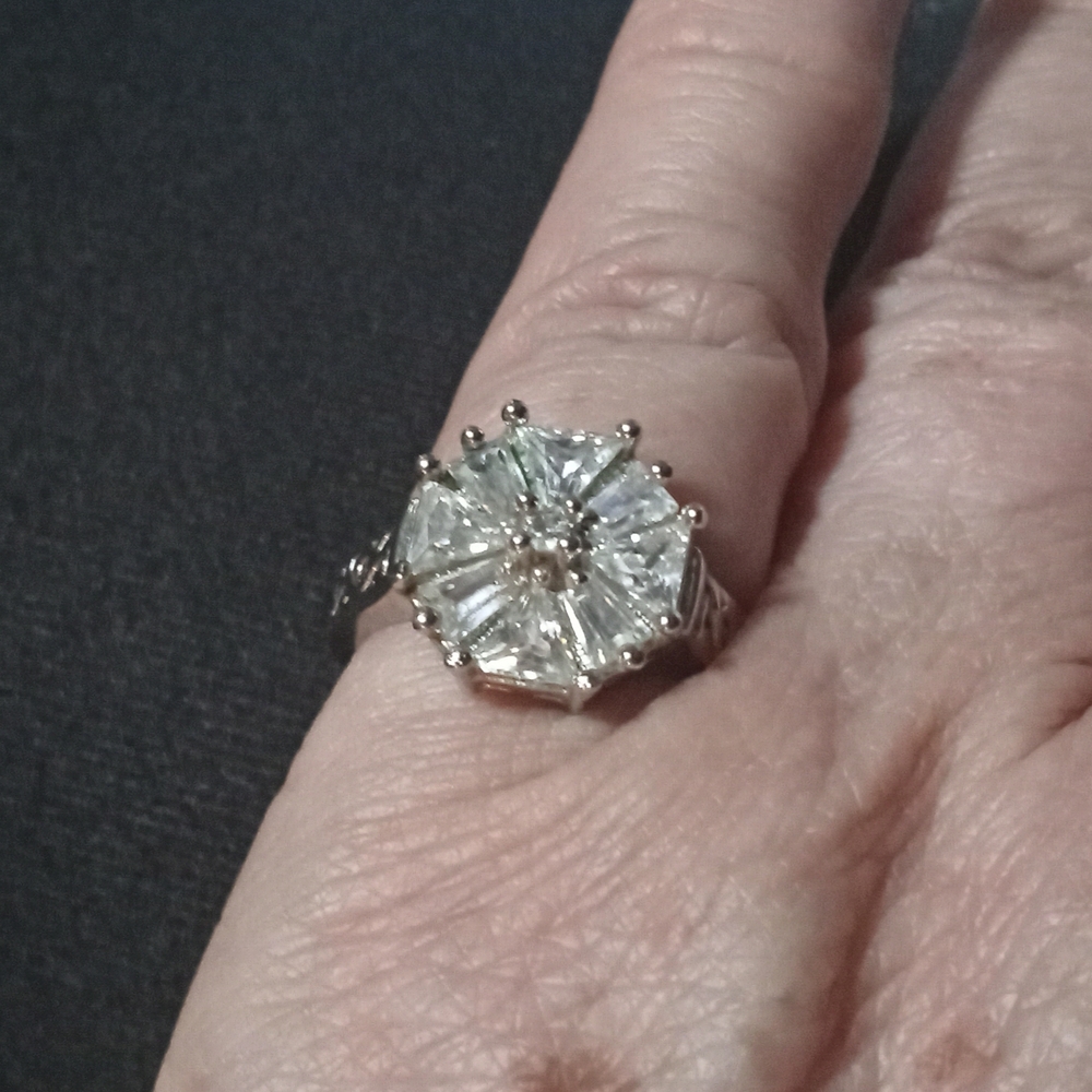 Stunning Silver and Cubic Zirconia Women's Ring Size 7